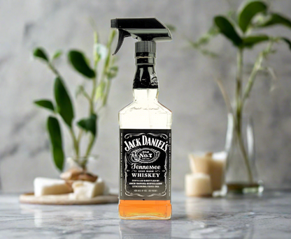 Jack Daniel's Whiskey 24oz Spray Bottle